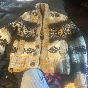 Luxury Ezra Fitch wool large buttons sweater Hand knit  meduim